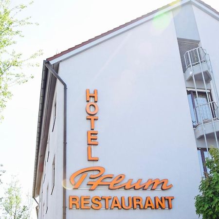 Hotel Pflum Mit Gaestehaus Nuertingen Eksteriør billede