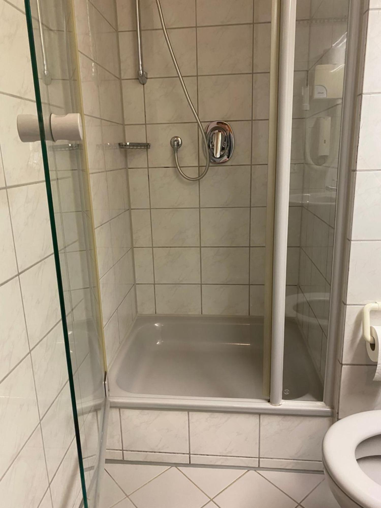 Hotel Pflum Mit Gaestehaus Nuertingen Eksteriør billede